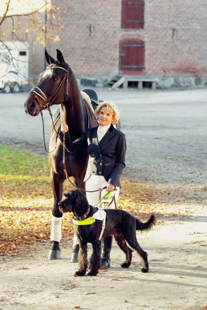 Verity, Uffa (her guide dog) and Kit (Verity's Horse). Image source: Verity Smith