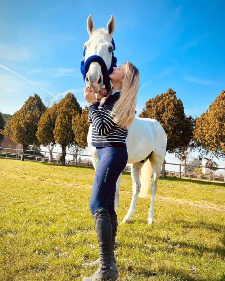 17 Equestrian Outfit Ideas for Women