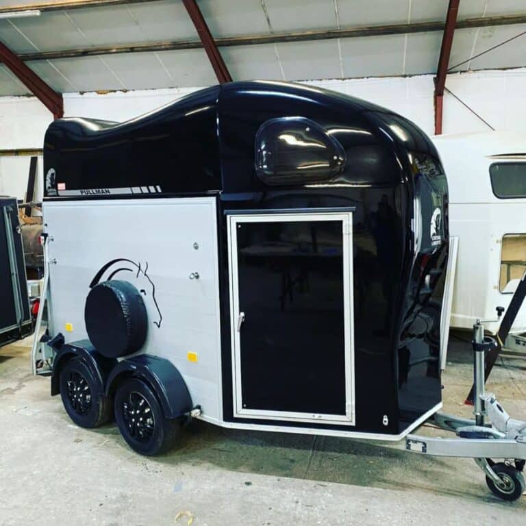 Two tone horse trailer.