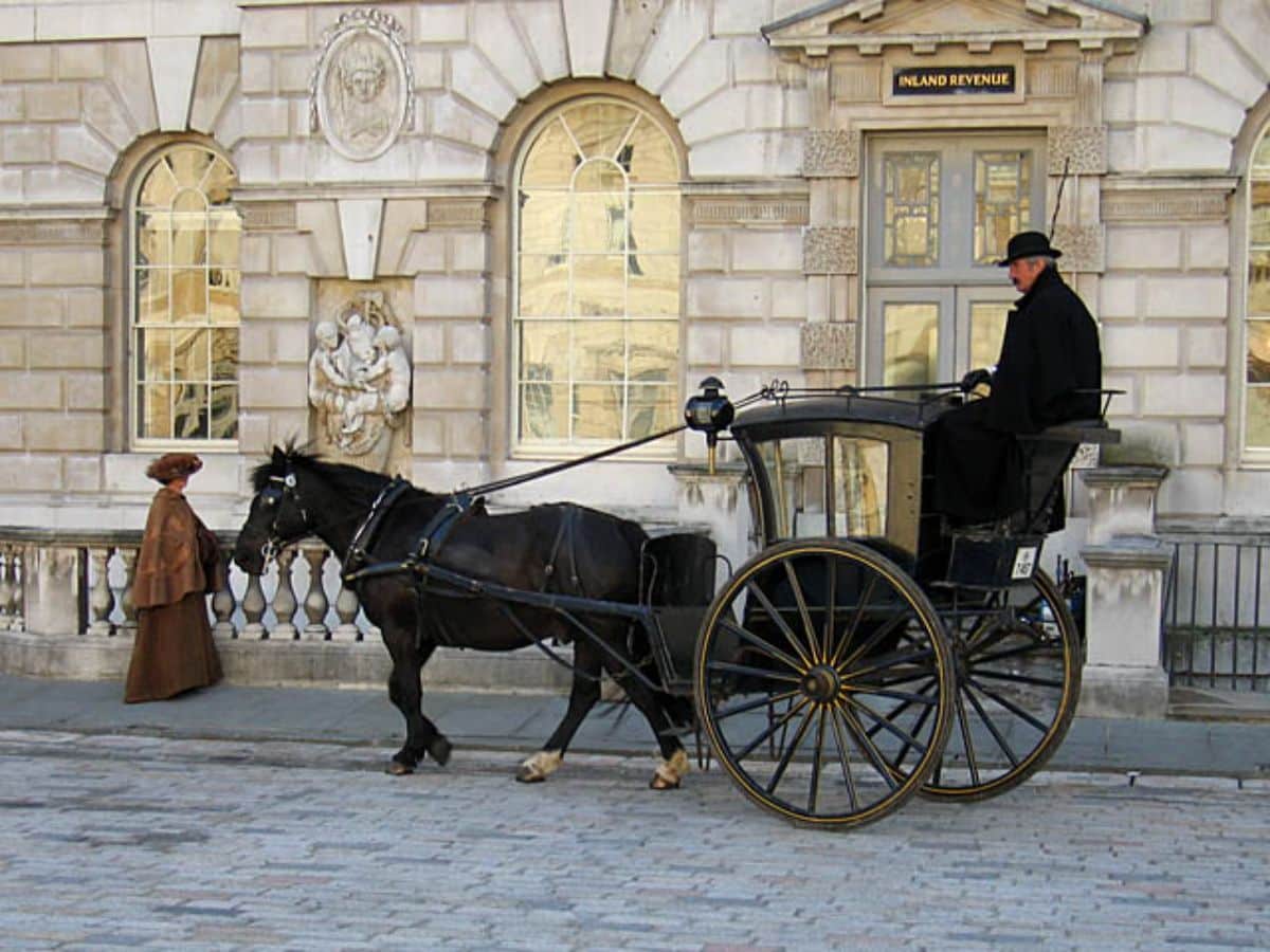 Hansom Cab Horse-Drawn Carriage