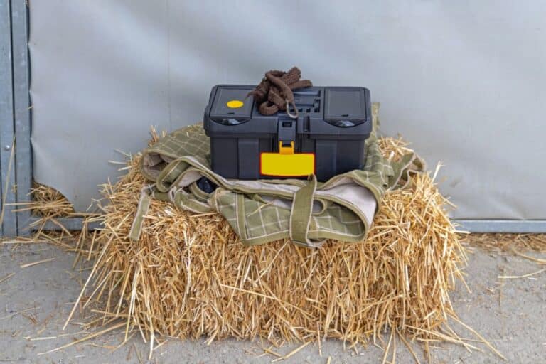 17 Horse Trailer Organization Ideas (Space Efficient)